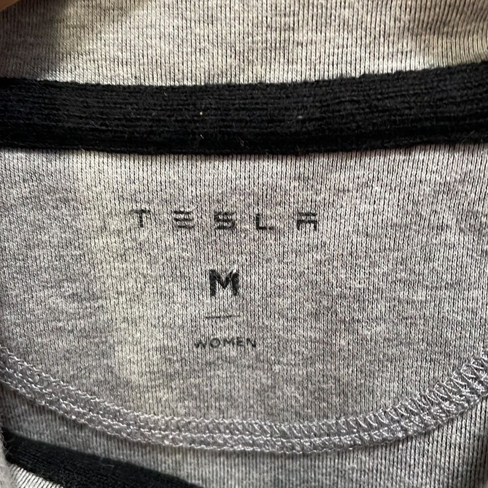 Tesla Woman’s grey zip up sweatshirt - Picture 11 of 15